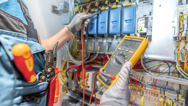 Best Affordable Emergency Electrician  in Stoughton, WI